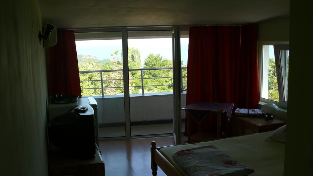 Villa Climate Guest House Warna Zewnętrze zdjęcie